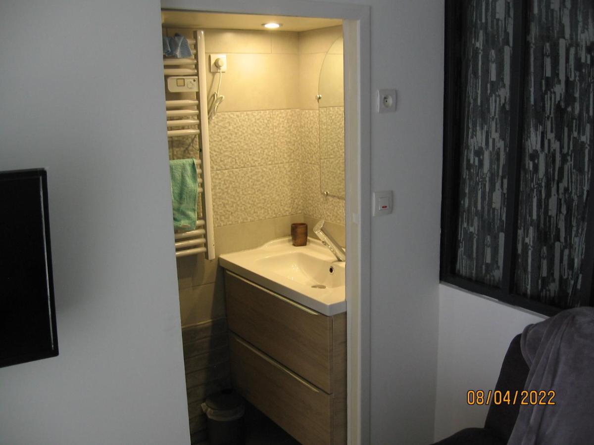 Appartement Avec Chambre En Mezzanine Rognac Exteriér fotografie