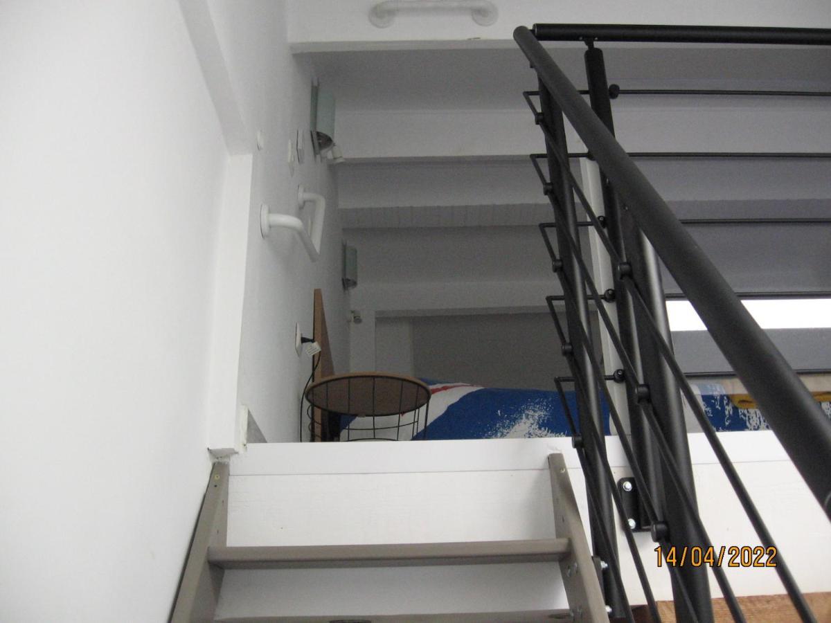 Appartement Avec Chambre En Mezzanine Rognac Exteriér fotografie